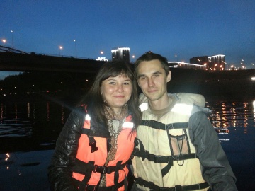 Ночная прогулка по реке